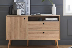 Read more about the article How to revamp an old sideboard?