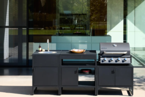 Read more about the article How do you lay out an outdoor kitchen?